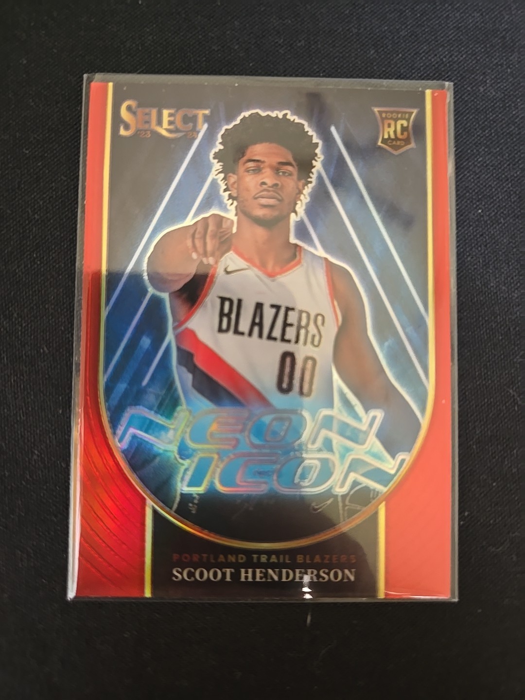 2023-24 Panini Select - Neon Icons Scoot Henderson #7 Red Prizm (RC)