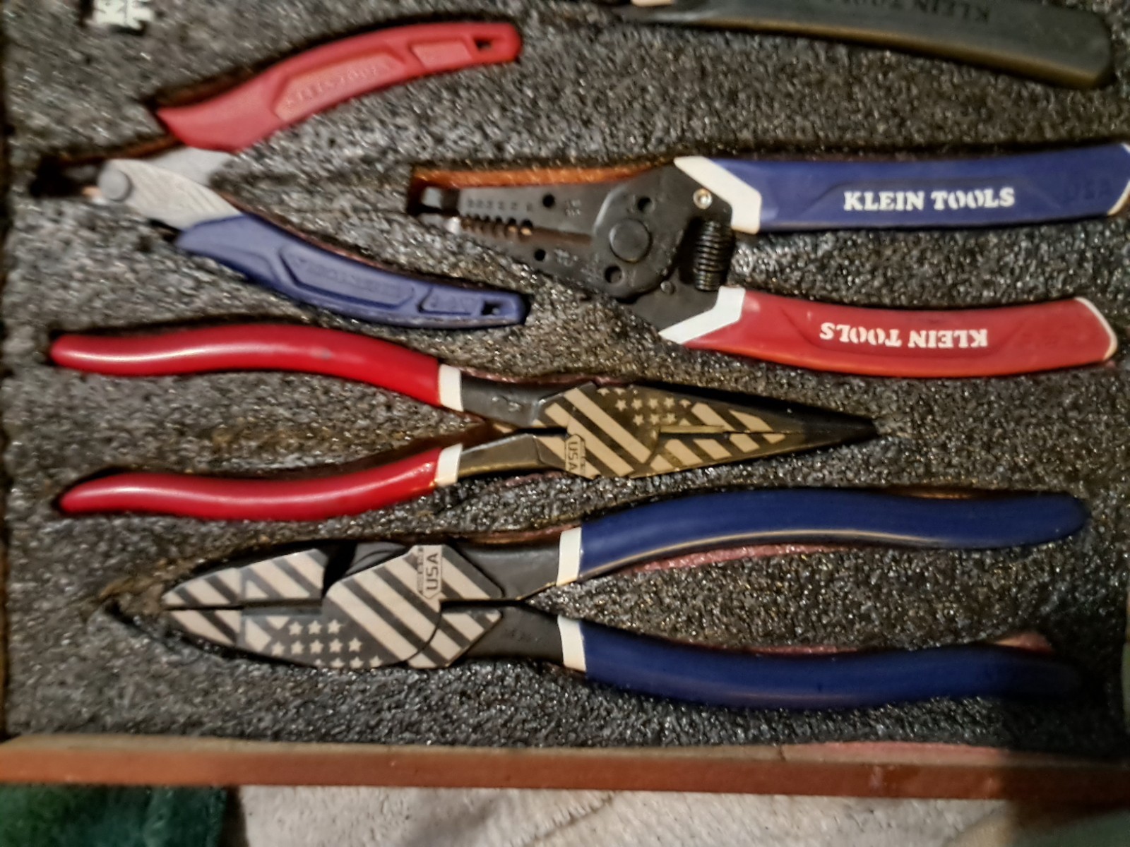 Klein Tools Limited Edition Blackout and American Forged  Sets In A Case