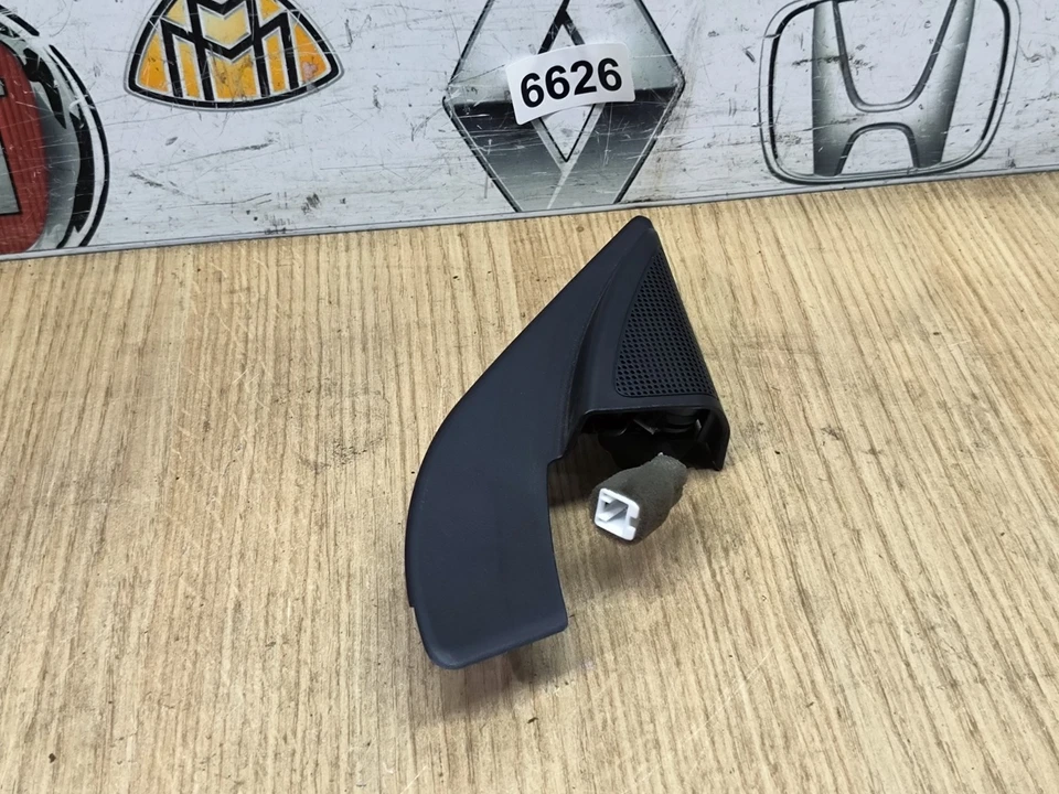 KIA Sportage 2 LSG MK3 RHD Front Right Tweeter Speaker & Cover Trim 87661-3W003 - Image 4 of 4