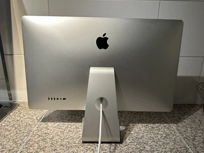 Apple Thunderbolt Display 27" - A1407 - AD211 + neues Glas & LED Reflektors - Bild 1 von 4
