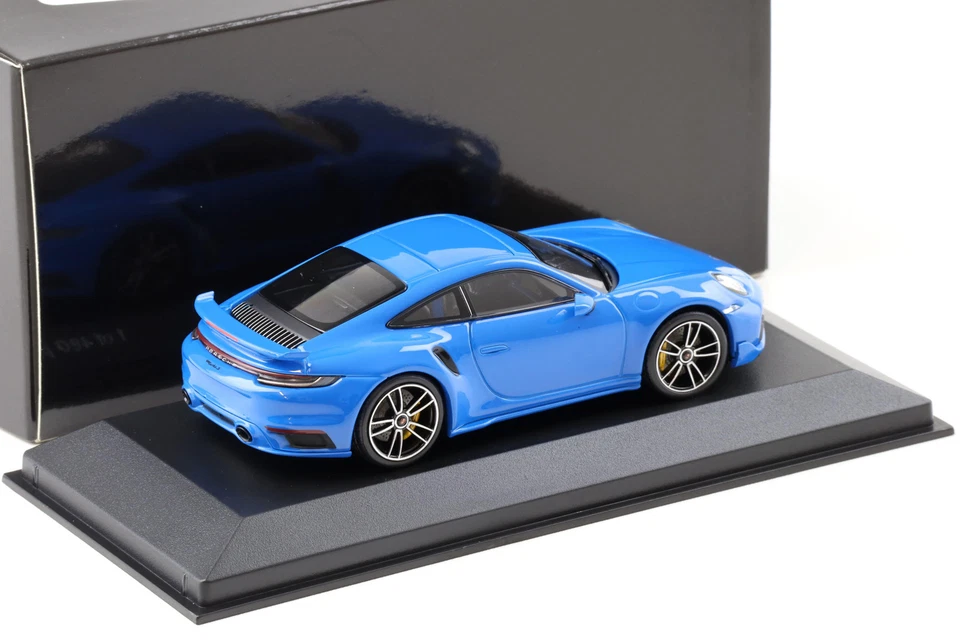 1:43 Minichamps Porsche 911 992 Turbo S Coupe Sport Design 2021 Blu Squalo - Immagine 2 di 3