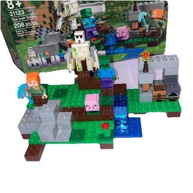 LEGO Minecraft: The Iron Golem (21123)