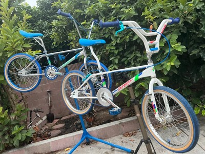 Vintage BMX White '85 20” Haro Master 