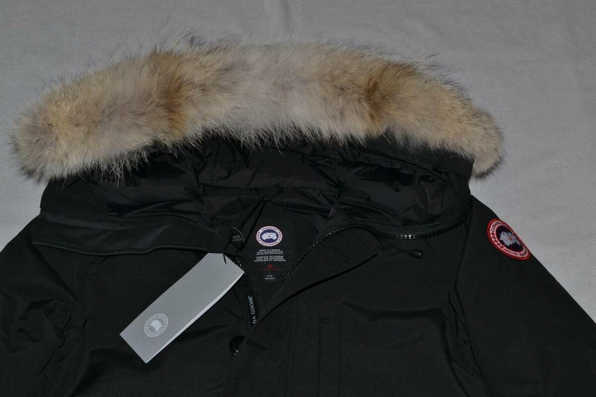 AUTHENTIC CANADA GOOSE MEN'S CHATEAU PARKA FUR BLACK 3426M AUTHENTIC CANADA GOOSE MEN'S CHATEAU PARKA FUR BLACK 3426M