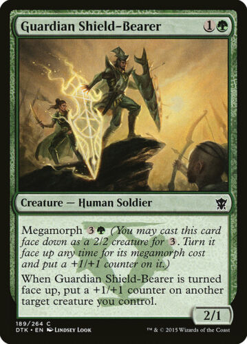 FOIL Guardian Shield-Bearer | MtG Magic Dragons of Tarkir | Inglese | Quasi nuovo - Foto 1 di 1