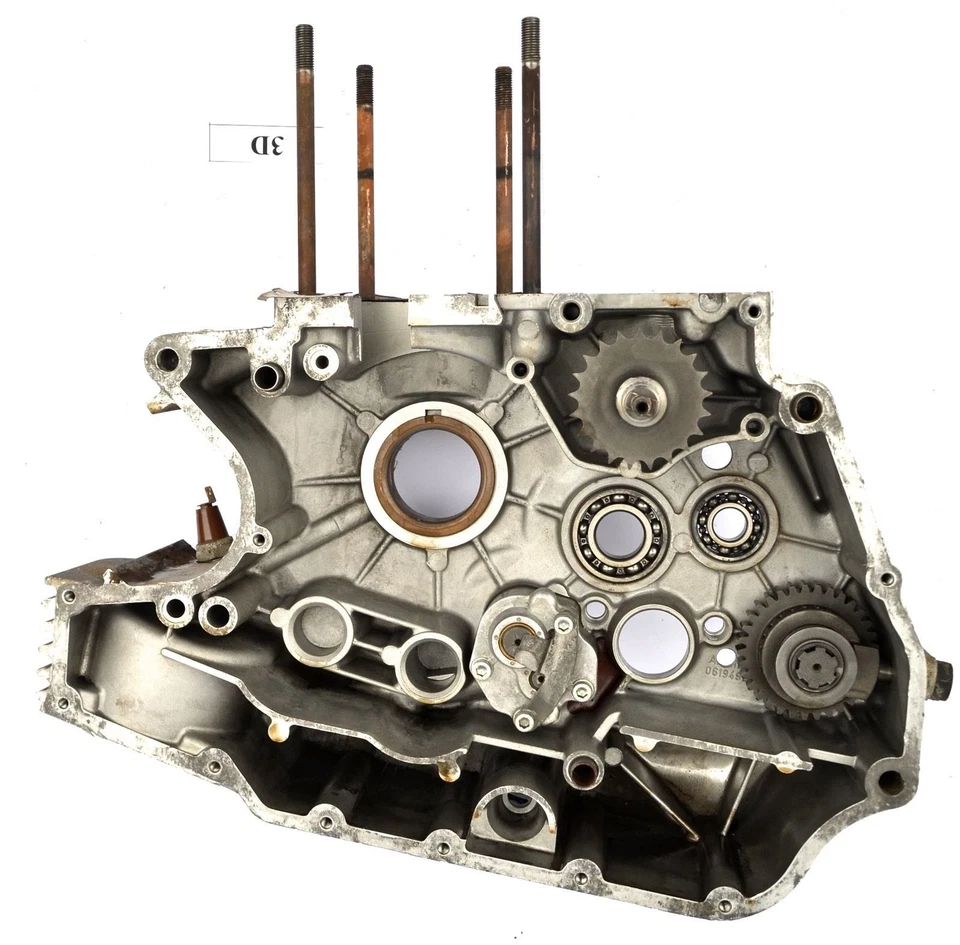 Ducati 350 GTL GTV 500 - Carcaça do motor direita e esquerda - Imagem 2 de 4