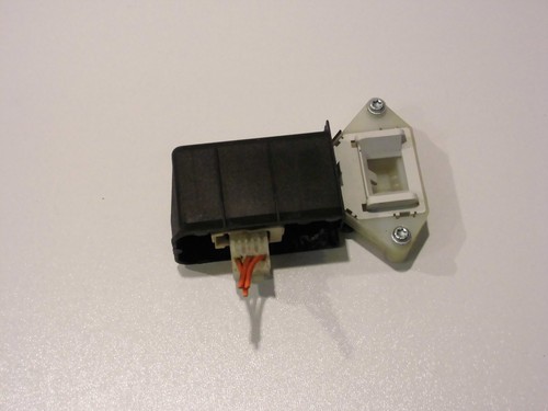 Türverriegelung Türschloss DA071S1014126B Waschmaschine Siemens XM126F