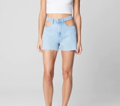 NWT BLANKNYC The Reeve Cut Out Pocket Stay Put Denim Shorts Blue Size 29