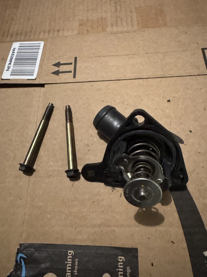 Thermostat Housing For 02-04 Honda CR-V EX 2.4 Used OEM - Image 2 of 3