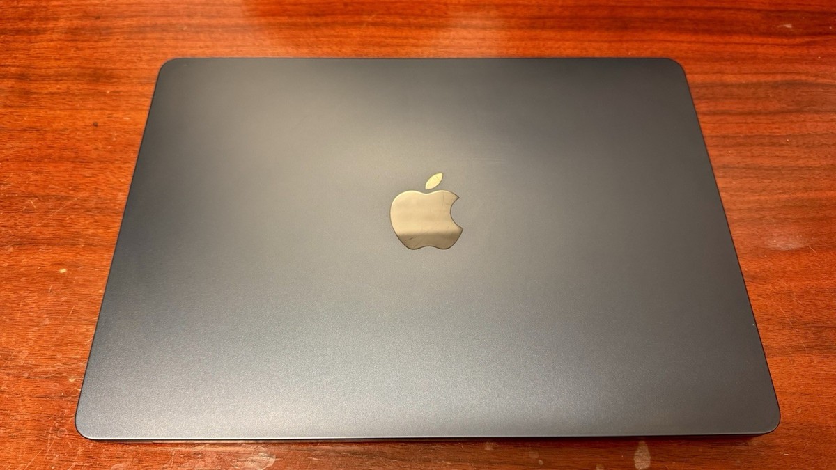 MacBook air M2 16GB 256gb 超美品 Amazon.com: Mid 2022 Apple MacBook Air with Apple M2 Chip