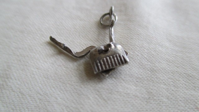 Vtg Sterling Charm Barbers Hair Cut Scissors HANDLE MOVES