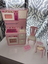 Barbie Mattel Sweet Roses Kitchen Cooking Center, chair with covered pots, vtg