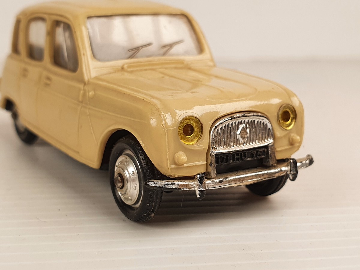 Renault 4L pompiers Norev 3 inches - Les Miniatures Renault 4L pompiers Norev 3 inches - Les Miniatures