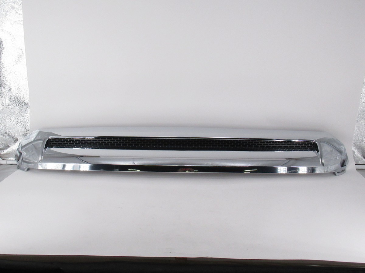 Genuine OEM Toyota 76180-0C020 Chrome Hood Bulge Grille Assy 2014