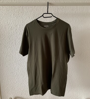 Grünes T-Shirt von identic 