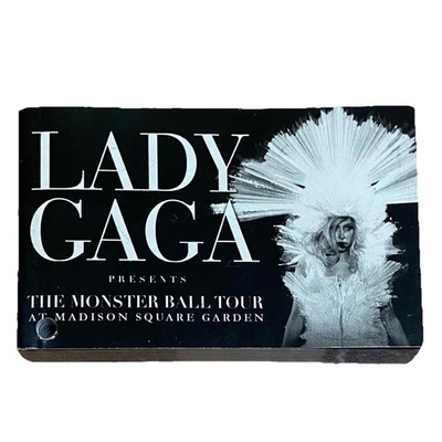 Gaga アートブック The ARTPOP ball by Lady Gaga: Good Hardcover (2014) 1st Edition