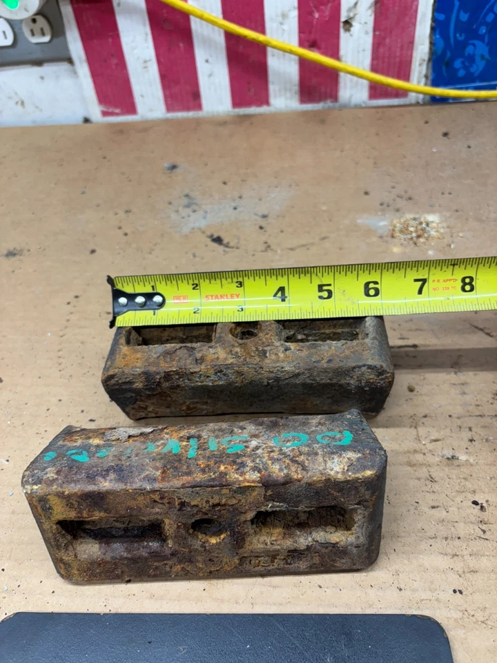 Chevrolet GMC Silverado 1500 1999 2004 2000 2001 OEM bloques de elevación trasera 2" Foto 4 de 4