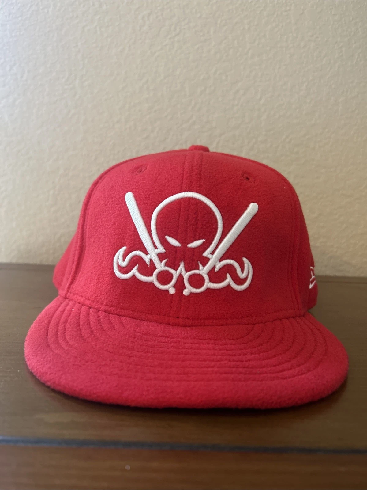 Dionic Worldwide Octoslugger New Era 59Fifty Hat (Size 7 1/8) Holiday '21 Fleece