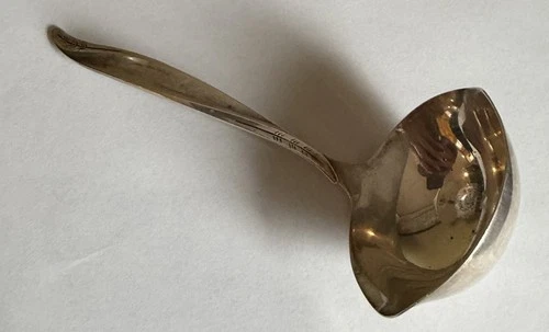 International Sterling Silver .925  Ladel Spoon Gravy Pine Spray 70 Grams