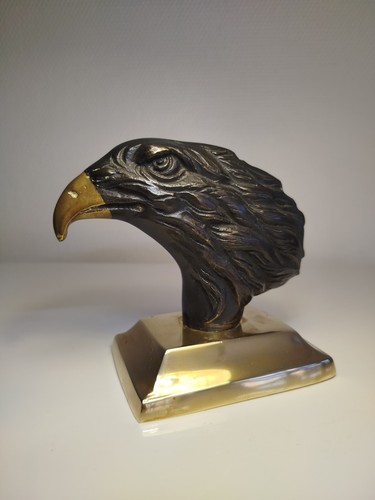 Statuette tête d'aigle