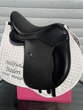 16 inch Black Wintec 500 Wide With Hart Adjustable Gullet. Wide to 4XW