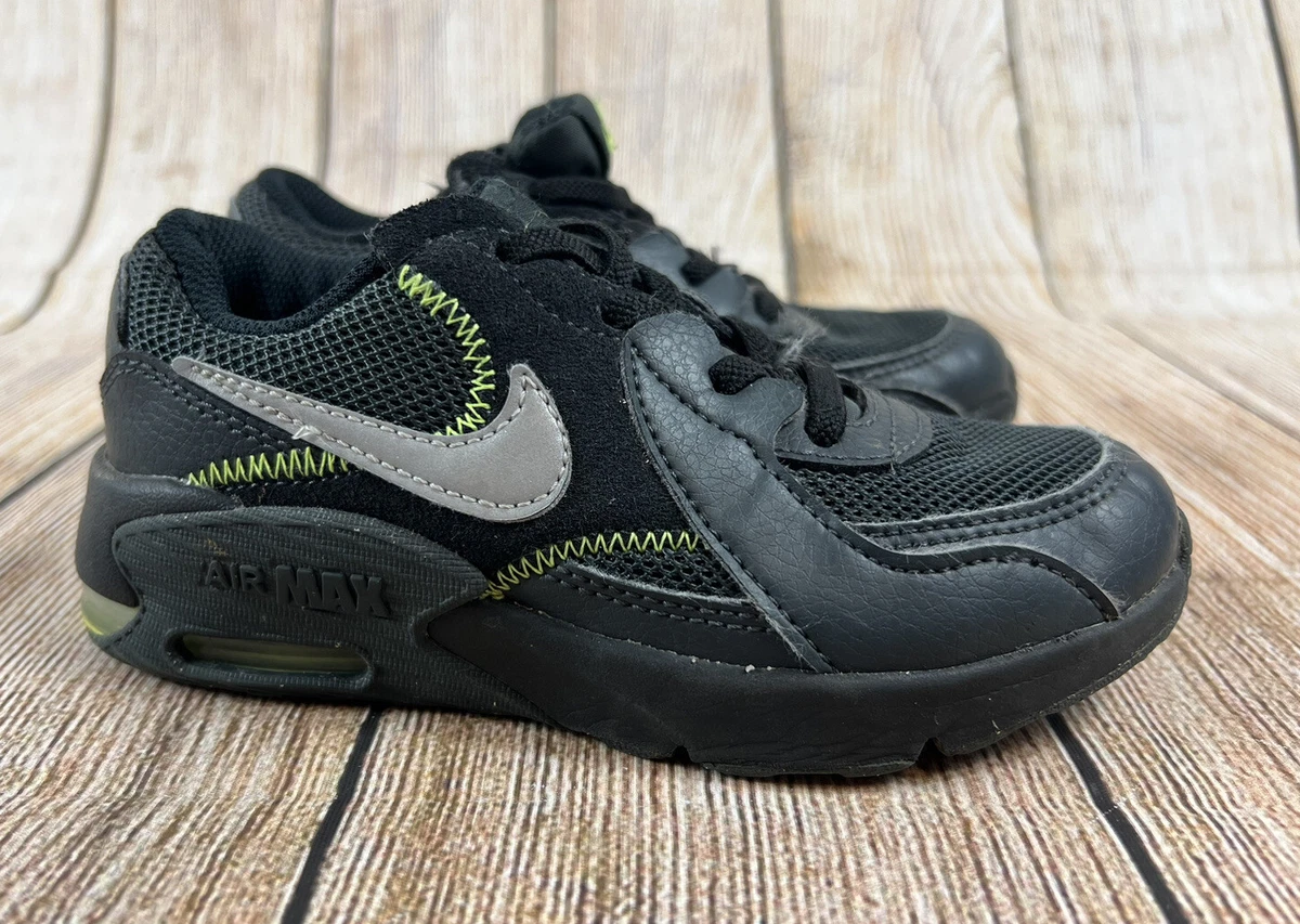 Boys black shop nike air