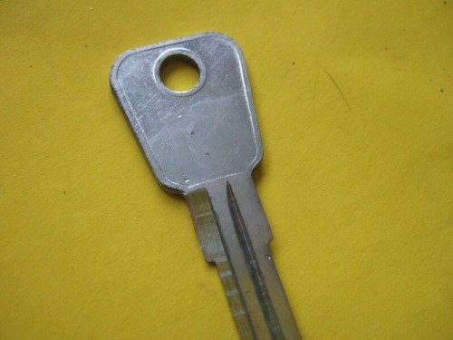 KLASSIKER/VINTAGE/INTERNATIONAL/SCHLÜSSELROHLING/YS2/FT/XR/CURTIS/NEW OLD STOCK/FORD/UNCU - Bild 6 von 10