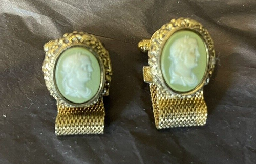 Vintage Dante Green Cameo Inlay Mesh Wrap Around Cufflinks Gold Tone Classic
