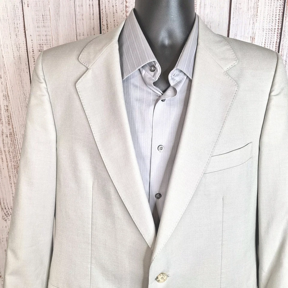 Casaco esportivo vintage Lanvin blazer masculino 40L bege sólido década de 1970 - Imagem 4 de 4