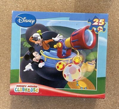 Mickey and Goofy on the Lookout! Disney Mickey Mouse Clubhouse