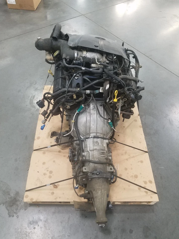 Grand Marquis Crown Victoria 2002 motor de 4,6 L transmisión 4R70 W #9286 U1 Foto 3 de 4