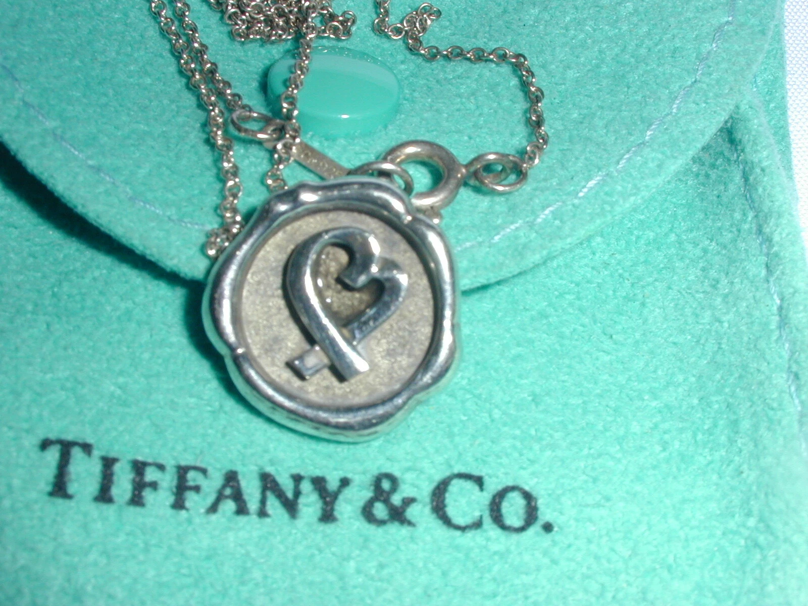 RARE  TIFFANY & CO STERLING PALOMA PICASSO WAX SEAL OF HEART LOVE NECKLACE!