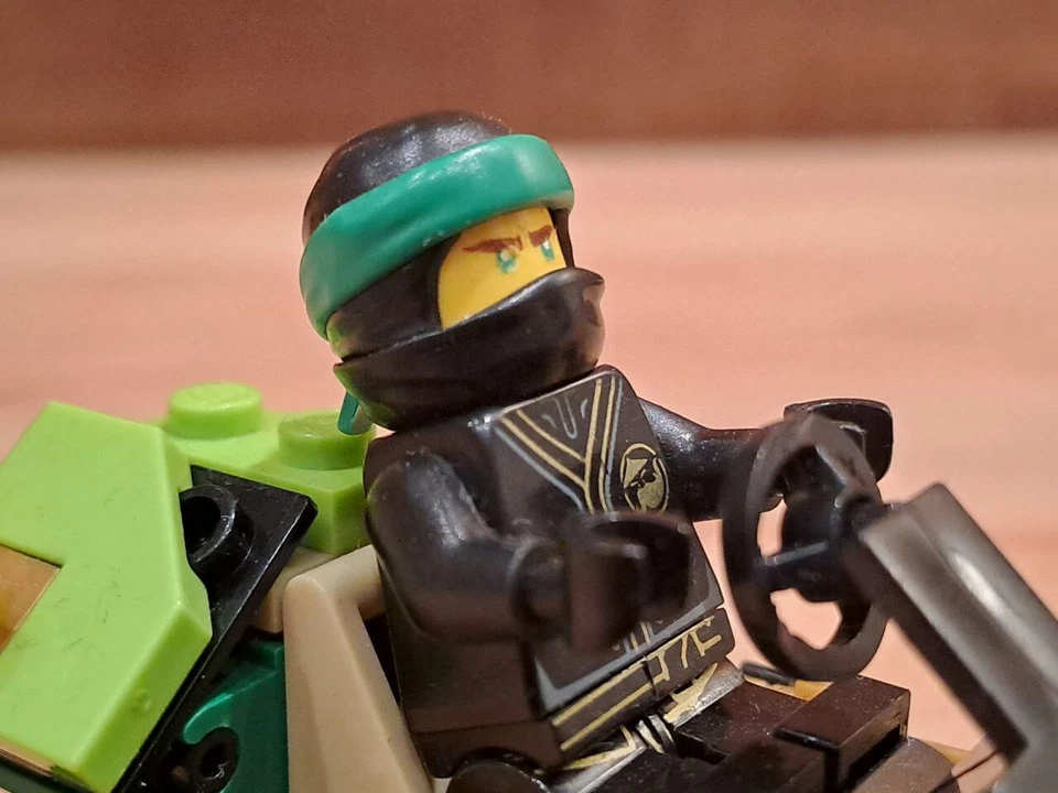 LEGO Ninjago 30532 TURBO, Foto 4 von 4