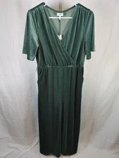 NWT The GET Size S Dark Green Short Sleeve Party Long Wrap Soft Dress