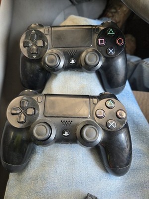    2 PlayStation 4 DualShock Wireless Controller   Jet Black    