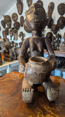 Luba Mboko Wahrsagerfigur aus Kongo DRK 