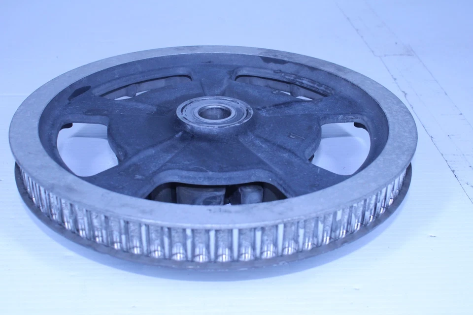 Harley-Davidson Road Glide Touring 2012 OEM piñón trasero 68T polea 40217-09 Foto 2 de 4