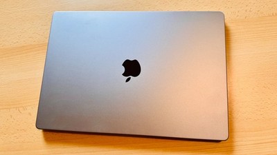 MacBook Pro 16 M2 Pro 2023 TOP Zustand 1TB /16GB silber 