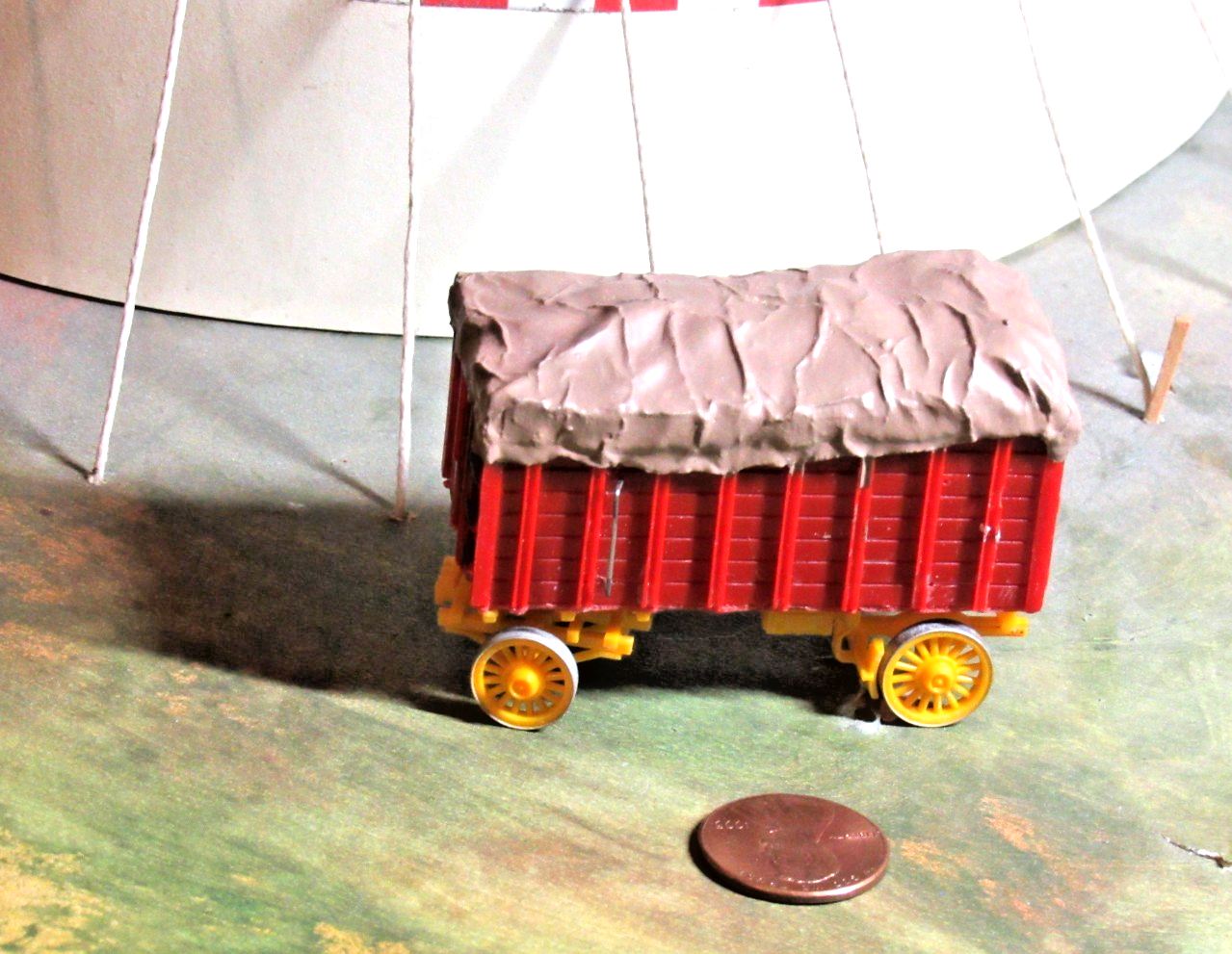 Walthers ho scale CIRCUS CANVAS WAGON w/ POLES for Model Train Layouts ...
