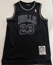 Mitchell & Ness Michael Jordan #23 Bulls 1997-98 Hardwood Classics Jersey XXL