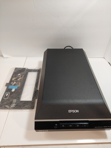 Scanner photo Epson Perfection V600 manque PCS fonctionnel INCOMPLET PAS DE CORDON D'ALIMENTATION - Photo 2/13