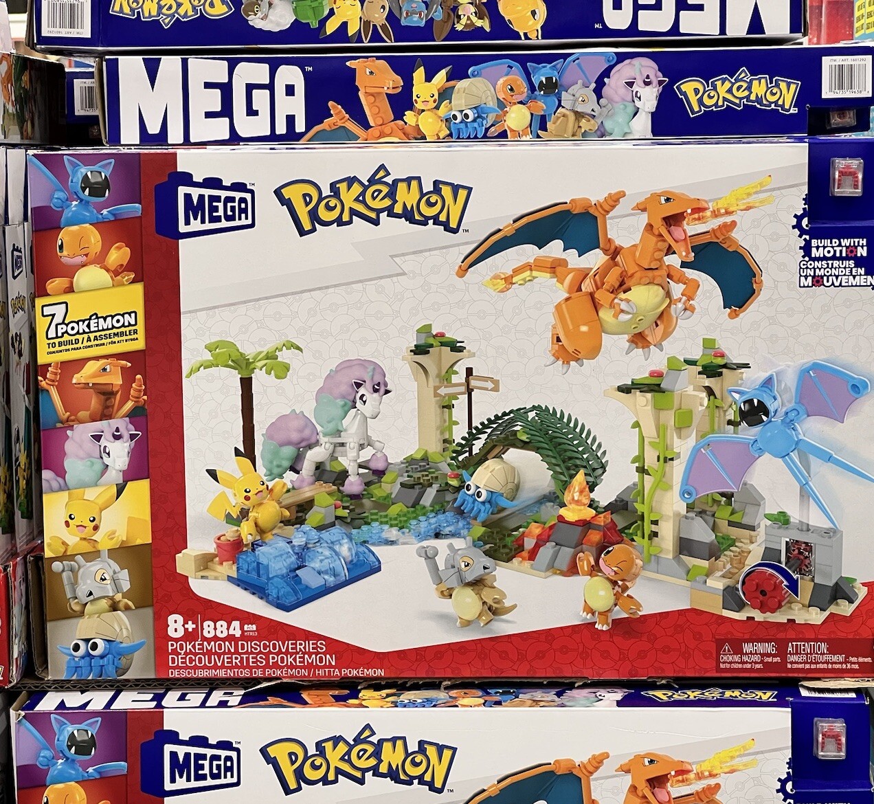 Playset MEGA Pokemon Discoveries Building 7 Figures Set 884 Pieces Charizard New