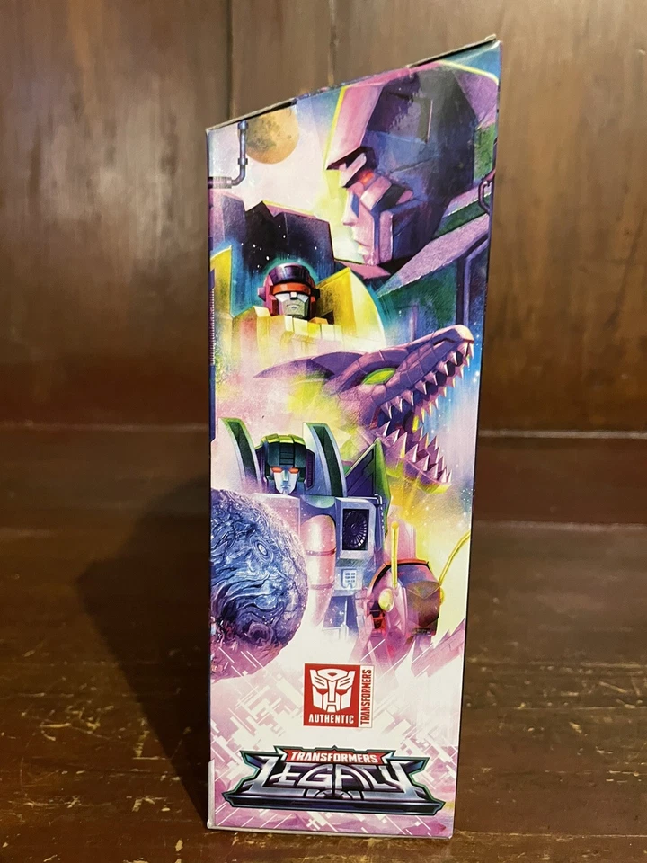 NEW! Transformers Legacy Deliuxe Class Insecticon KICKBACK In Hand Ready To Ship - Image 2 of 4