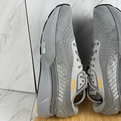 Brooks Adrenaline GTS 24 Mens Size 9 D Alloy Gray Running  display picture 1