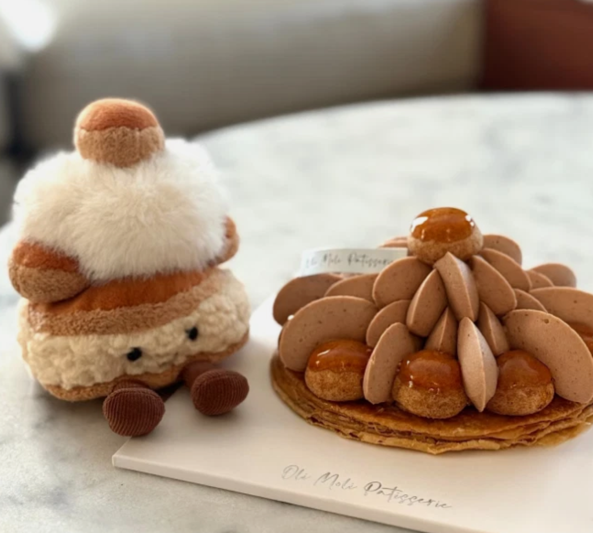 Jellycat St Honore Patisserie Plush-Paris Amuseables, Brand New