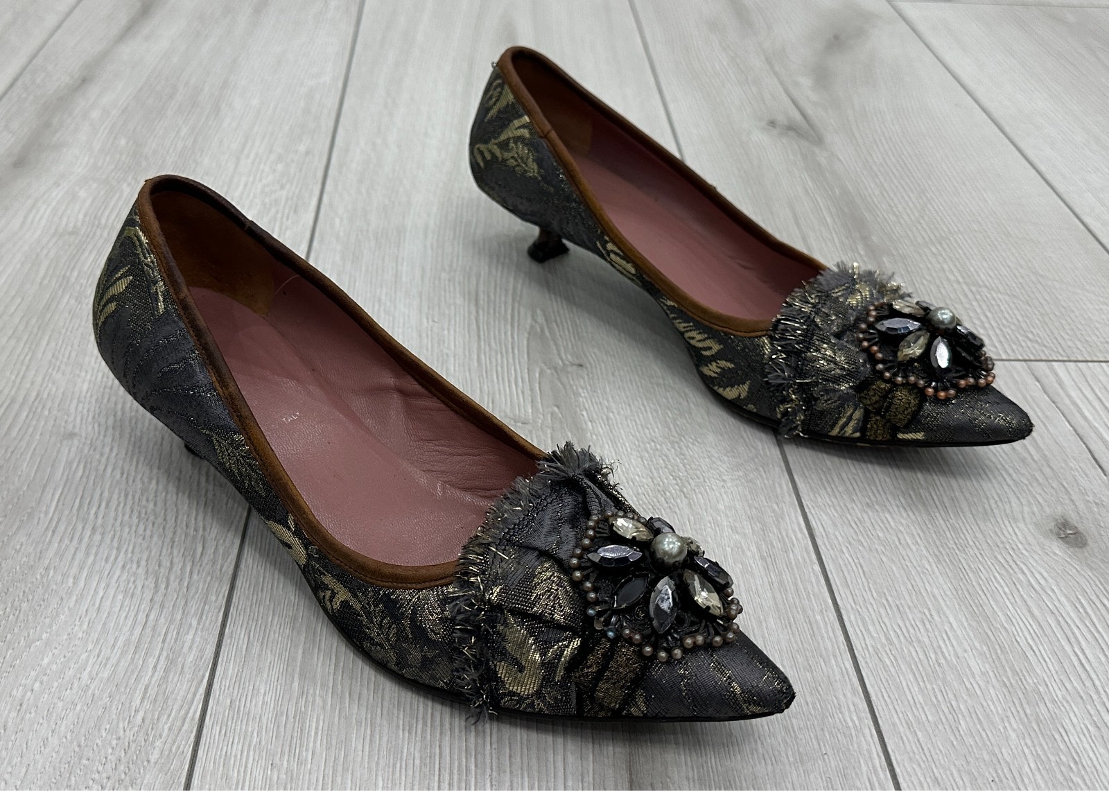 Miu Miu vintage Kitten heels Size 38