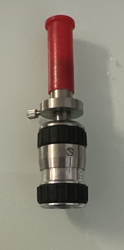 Newport DS-4F Differential Micrometer, 1 um/div Fine Adjustment, New