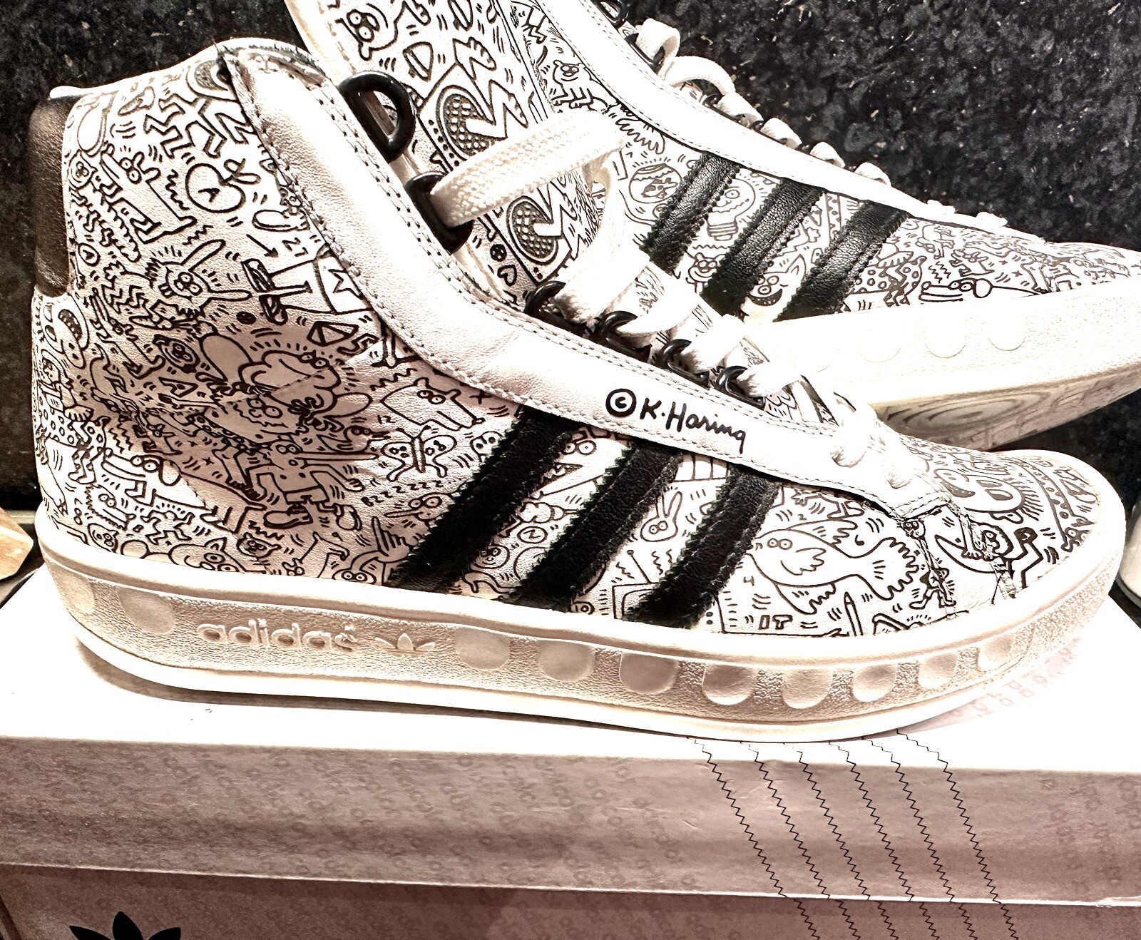 Adidas ADICOLOR HI BK2 US10.5 Keith Haring X Jeremy Scott Limited 5000 Worldwide image 2