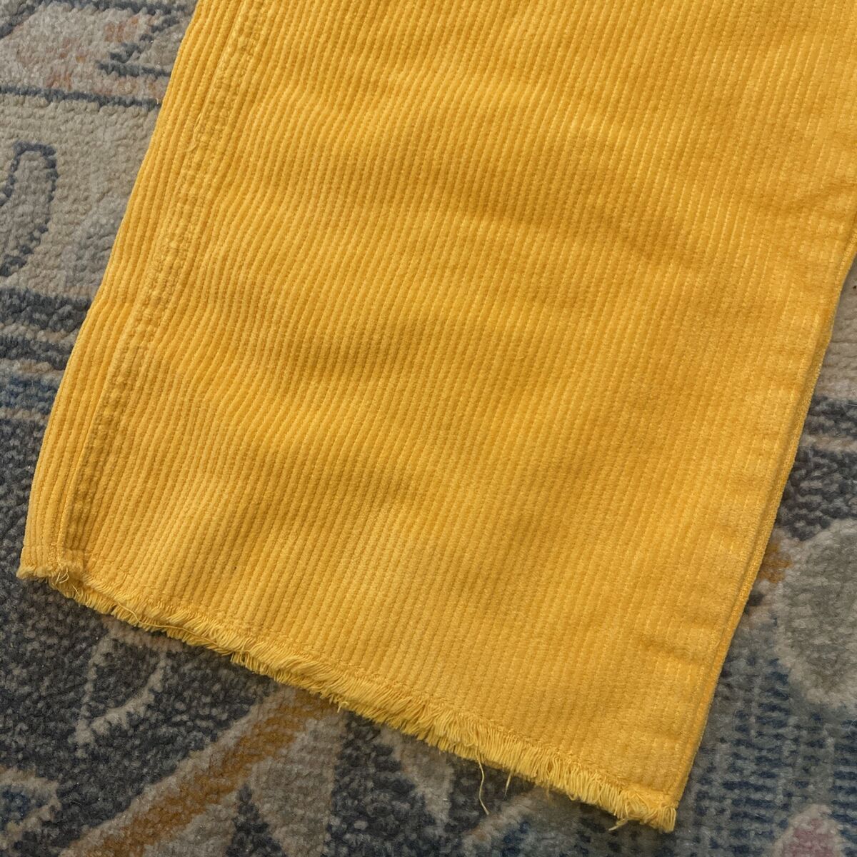 Drew House Corduroy Carpenter Pants Yellow Smiley Size 30 Drew House Corduroy Carpenter Pants Yellow Smiley Size 30