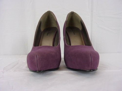 Michael Antonio 4.75" Stiletto Almond Toe Pumps SIZE: 9 PURPLE w/SPIKES - Picture 3 of 4